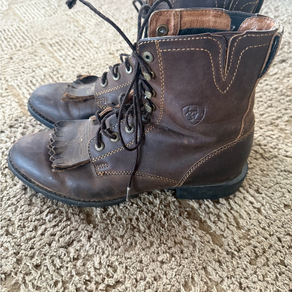 Ariat Chocolate Brown Lace-Up Boots